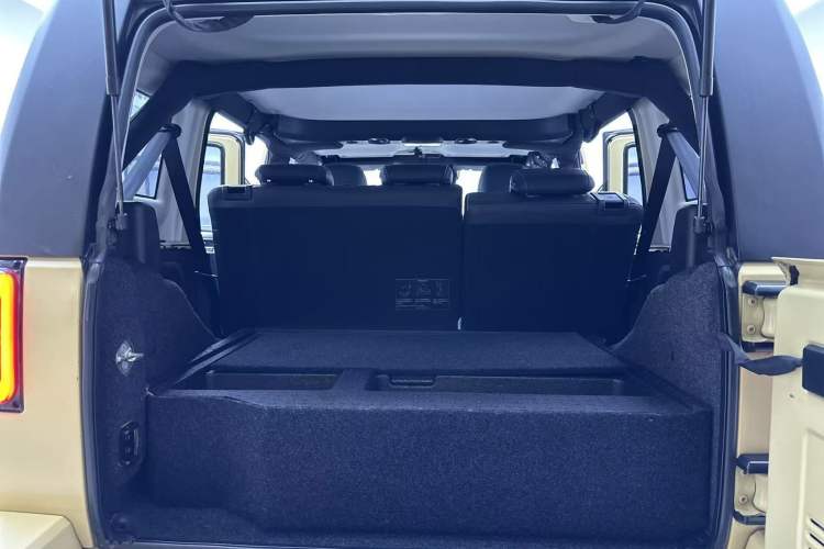 Used BAIC Off-Road BJ40 2019 2.3T Automatic Four-Wheel Drive Ring the Tower Champion Edition China VI Interior 7