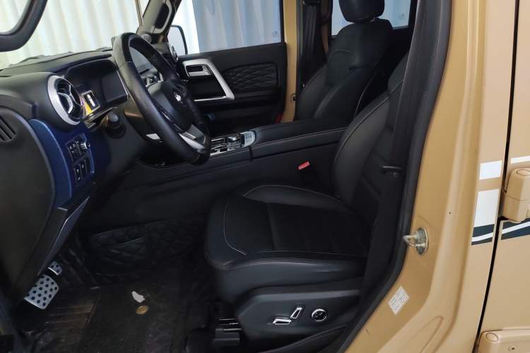 Used BAIC Off-Road BJ40 2019 2.3T Automatic Four-Wheel Drive Ring the Tower Champion Edition China VI Left Front Seat