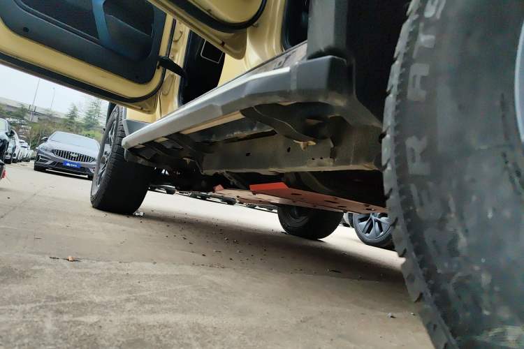 Used BAIC Off-Road BJ40 2019 2.3T Automatic Four-Wheel Drive Ring the Tower Champion Edition China VI Left Side Sill