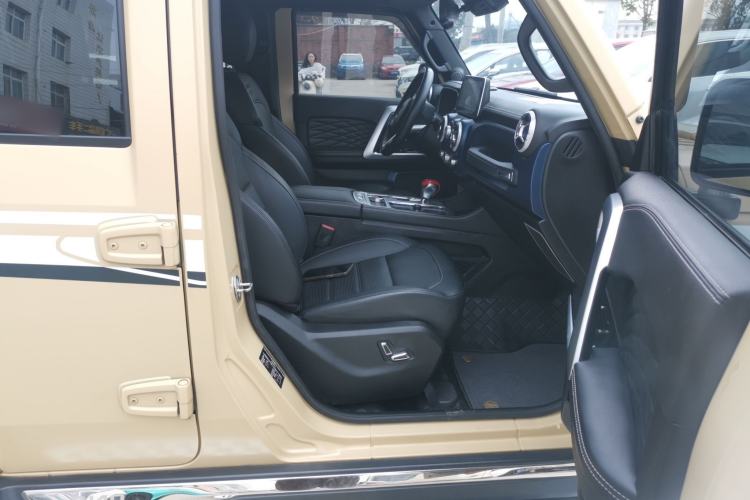 Used BAIC Off-Road BJ40 2019 2.3T Automatic Four-Wheel Drive Ring the Tower Champion Edition China VI Right Front Seat