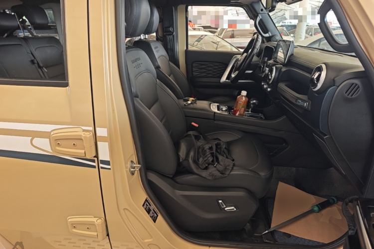 Used BAIC Off-Road BJ40 2019 2.3T Automatic Four-Wheel Drive Ring the Tower Champion Edition China VI Right Front Seat