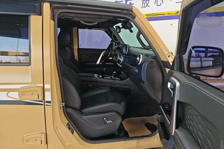 Used BAIC Off-Road BJ40 2019 2.3T Automatic Four-Wheel Drive Ring the Tower Champion Edition China VI Right Front Seat