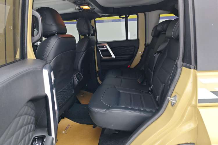 Used BAIC Off-Road BJ40 2019 2.3T Automatic Four-Wheel Drive Ring the Tower Champion Edition China VI Right Rear Seat