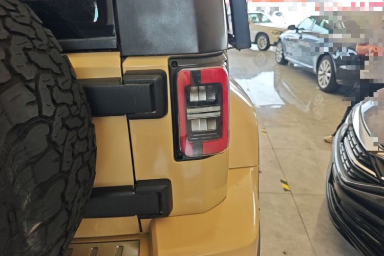 Used BAIC Off-Road BJ40 2019 2.3T Automatic Four-Wheel Drive Ring the Tower Champion Edition China VI Right Rear Taillight