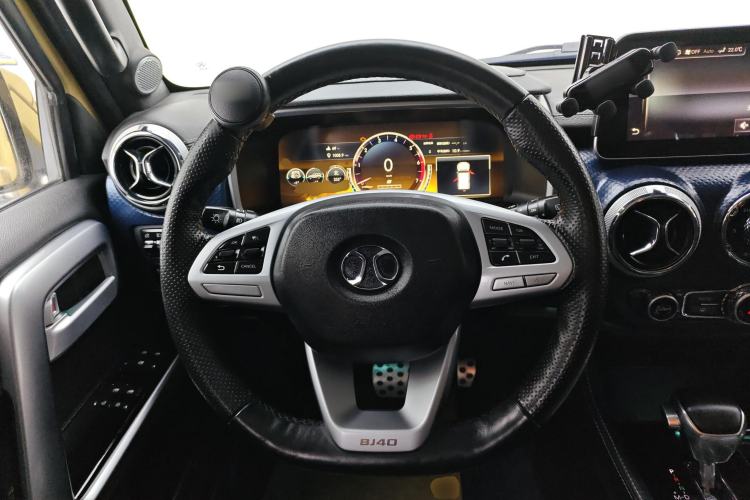 Used BAIC Off-Road BJ40 2019 2.3T Automatic Four-Wheel Drive Ring the Tower Champion Edition China VI Steering Wheel