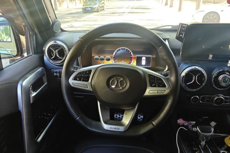 Used BAIC Off-Road BJ40 2019 2.3T Automatic Four-Wheel Drive Ring the Tower Champion Edition China VI Steering Wheel