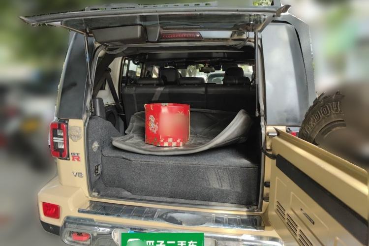 Used BAIC Off-Road BJ40 2019 2.3T Automatic Four-Wheel Drive Ring the Tower Champion Edition China VI Trunk