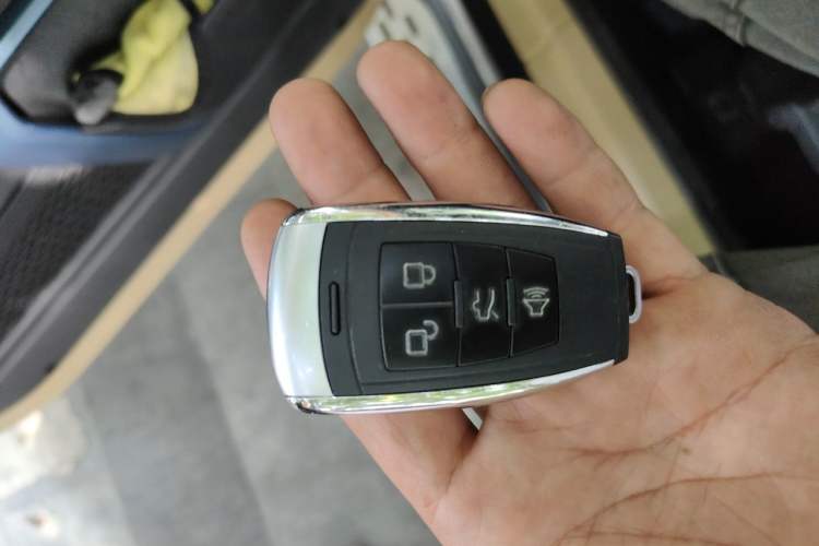 Used BAIC Off-Road BJ40 2019 2.3T Automatic Four-Wheel Drive Ring the Tower Champion Edition China VI Vehicle Key