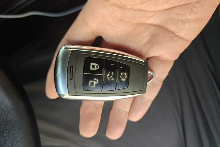 Used BAIC Off-Road BJ40 2019 2.3T Automatic Four-Wheel Drive Ring the Tower Champion Edition China VI Vehicle Key