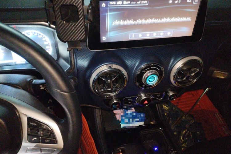 Used BAIC Off-Road BJ40 2020 2.0T Automatic Four-Wheel Drive Urban Hunter Edition Chivalrous Type Audio And AC Panel
