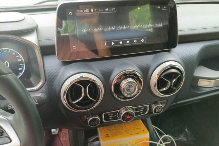 Used BAIC Off-Road BJ40 2020 2.0T Automatic Four-Wheel Drive Tribute Edition 2020 Xieke Version Audio And AC Panel