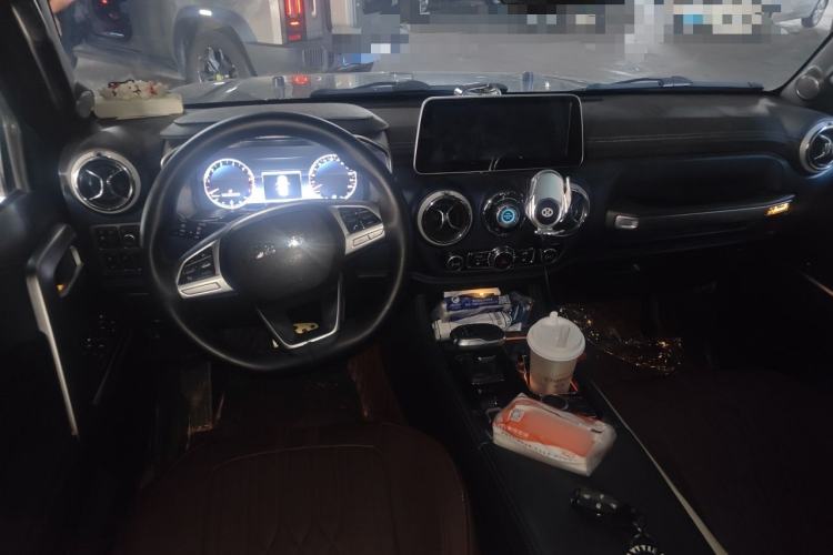 Used BAIC Off-Road BJ40 2020 2.0T Automatic Four-Wheel Drive Urban Hunter Edition Prestige Version Center Console