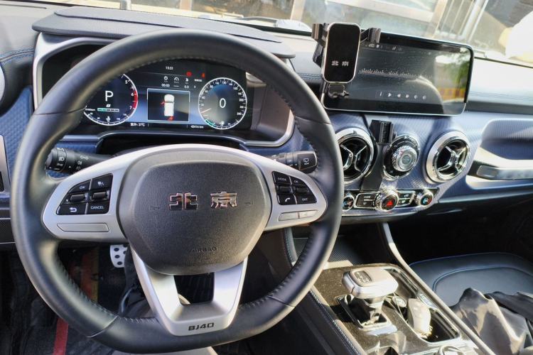 Used BAIC Off-Road BJ40 2020 2.0T Automatic Four-Wheel Drive Tribute Edition 2020 Xieke Version Center Console