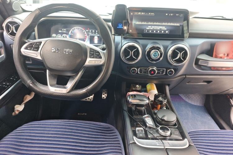 Used BAIC Off-Road BJ40 2020 2.0T Automatic Four-Wheel Drive Tribute Edition 2020 Xieke Version Center Console