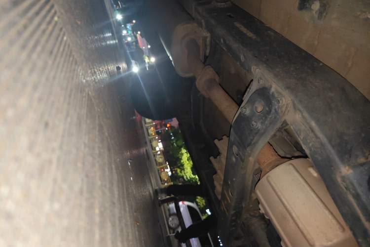 Used BAIC Off-Road BJ40 2020 2.0T Automatic Four-Wheel Drive Urban Hunter Edition Chivalrous Type Chassis Front Right