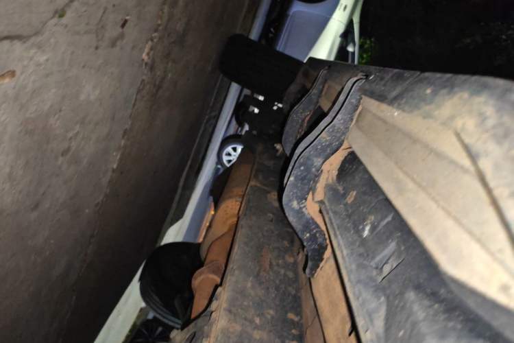 Used BAIC Off-Road BJ40 2020 2.0T Automatic Four-Wheel Drive Urban Hunter Edition Chivalrous Type Chassis Front Right