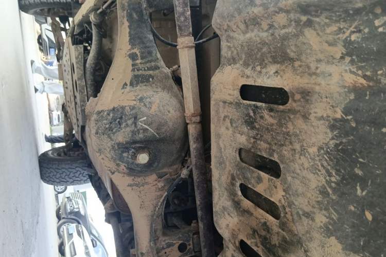 Used BAIC Off-Road BJ40 2020 2.0T Automatic Four-Wheel Drive Urban Hunter Edition Chivalrous Type Chassis Rear
