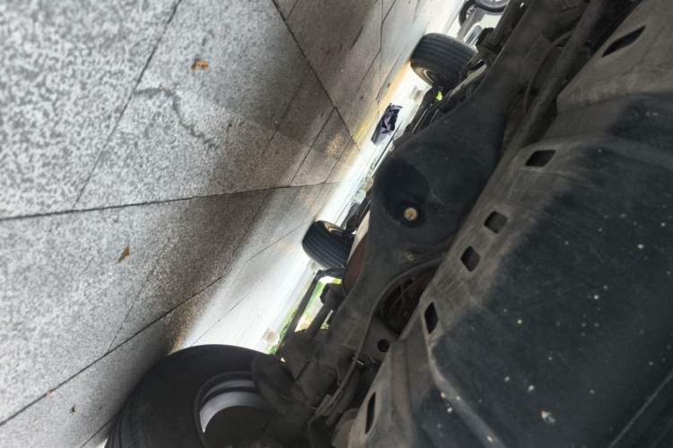 Used BAIC Off-Road BJ40 2020 2.0T Automatic Four-Wheel Drive Urban Hunter Edition Chivalrous Type Chassis Rear