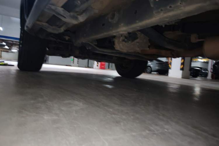 Used BAIC Off-Road BJ40 2020 2.0T Automatic Four-Wheel Drive Urban Hunter Edition Chivalrous Type Chassis Rear Left