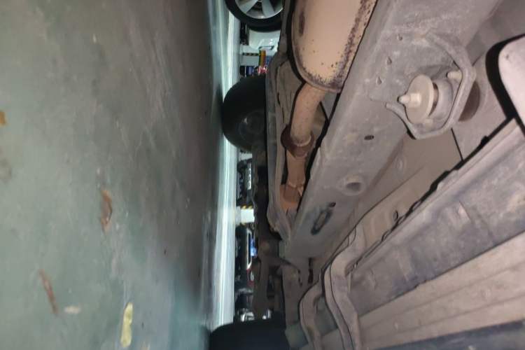 Used BAIC Off-Road BJ40 2020 2.0T Automatic Four-Wheel Drive Urban Hunter Edition Chivalrous Type Chassis Rear Right