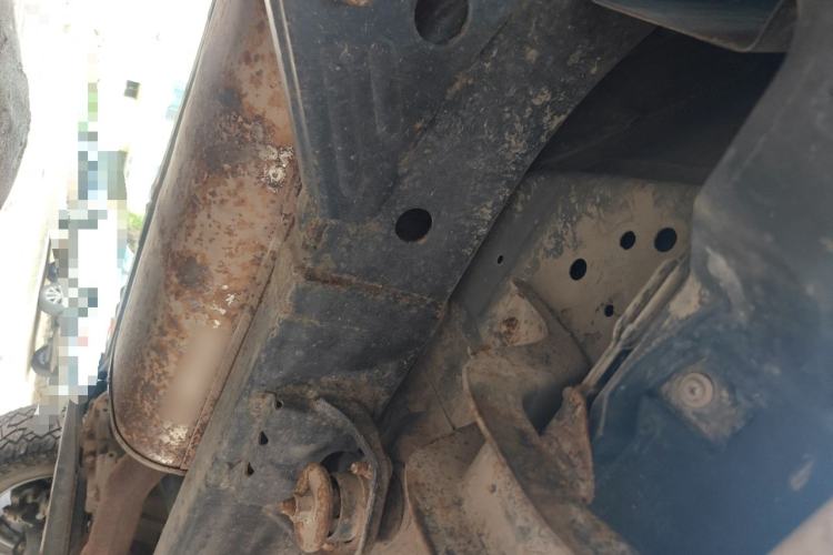 Used BAIC Off-Road BJ40 2020 2.0T Automatic Four-Wheel Drive Urban Hunter Edition Chivalrous Type Chassis Rear Right