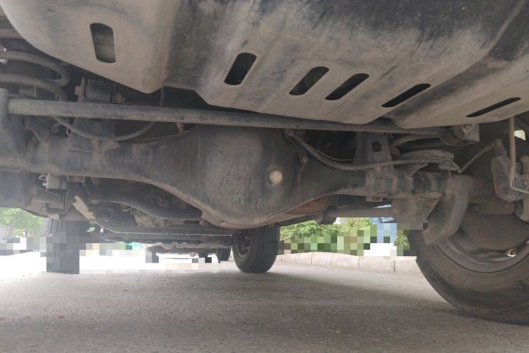 Used BAIC Off-Road BJ40 2020 2.0T Automatic Four-Wheel Drive Urban Hunter Edition Chivalrous Type Chassis Rear