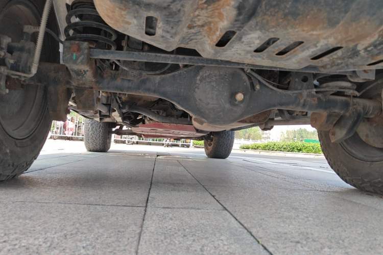 Used BAIC Off-Road BJ40 2020 2.0T Automatic Four-Wheel Drive Urban Hunter Edition Chivalrous Type Chassis Rear