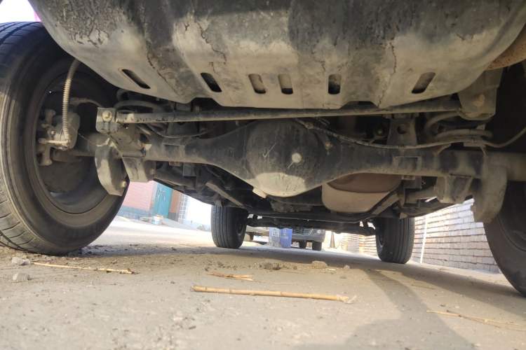 Used BAIC Off-Road BJ40 2020 2.0T Automatic Four-Wheel Drive Urban Hunter Edition Chivalrous Type Chassis Rear