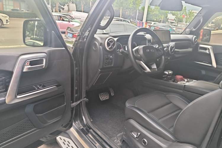 Used BAIC Off-Road BJ40 2020 2.0T Automatic Four-Wheel Drive Tribute Edition 2020 Xieke Version Driver Seat