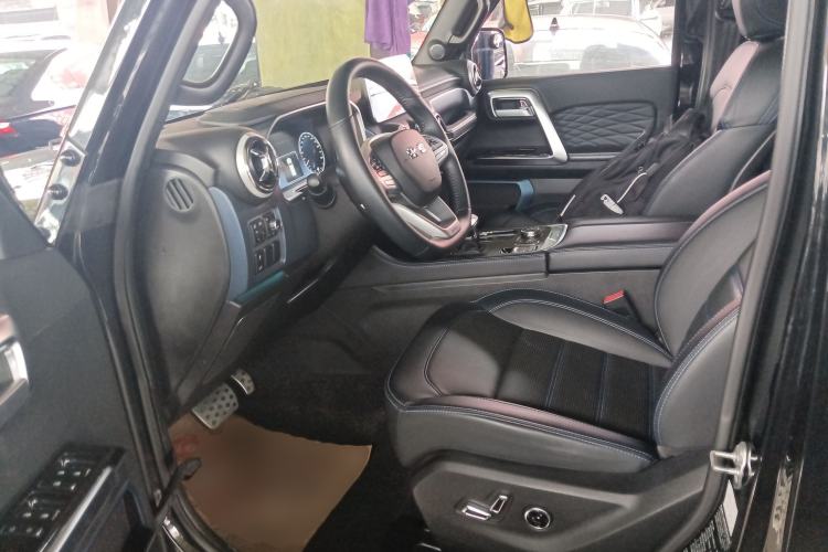 Used BAIC Off-Road BJ40 2020 2.0T Automatic Four-Wheel Drive Urban Hunter Edition Chivalrous Type Driver Seat