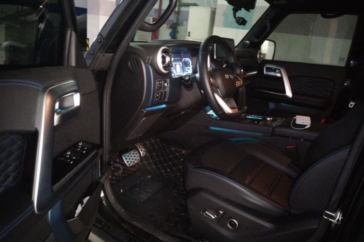 Used BAIC Off-Road BJ40 2020 2.0T Automatic Two-Wheel Drive Urban Hunter Edition Chivalrous Type Driver Seat