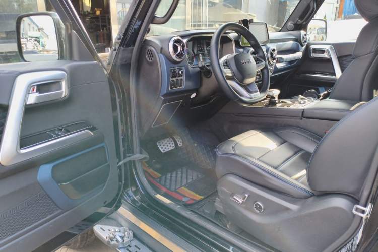 Used BAIC Off-Road BJ40 2020 2.0T Automatic Four-Wheel Drive Tribute Edition 2020 Xieke Version Driver Seat