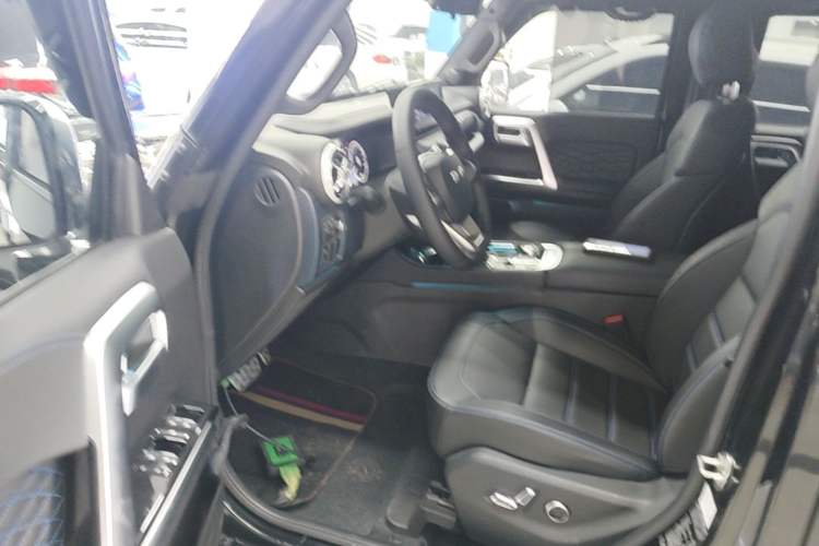 Used BAIC Off-Road BJ40 2020 2.0T Automatic Four-Wheel Drive Urban Hunter Edition Chivalrous Type Driver Seat