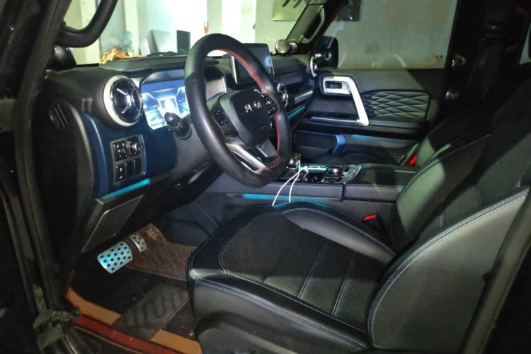 Used BAIC Off-Road BJ40 2020 2.0T Automatic Four-Wheel Drive Urban Hunter Edition Chivalrous Type Driver Seat