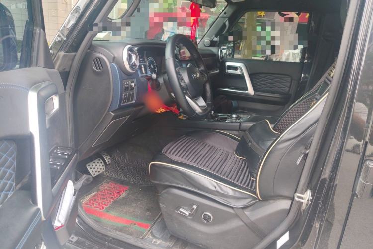 Used BAIC Off-Road BJ40 2020 2.0T Automatic Four-Wheel Drive Urban Hunter Edition Chivalrous Type Driver Seat