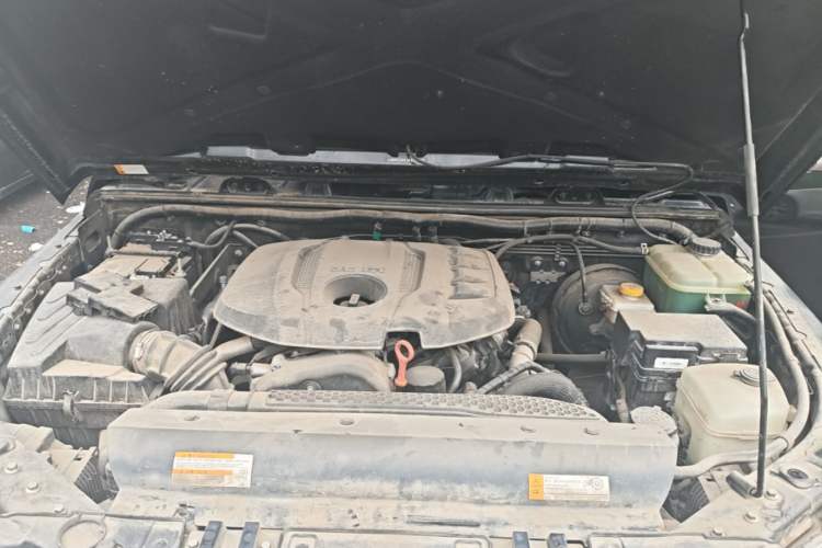 Used BAIC Off-Road BJ40 2020 2.0T Automatic Four-Wheel Drive Tribute Edition 2020 Xieke Version Engine Bay