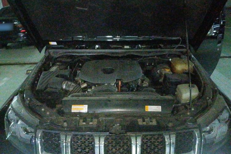 Used BAIC Off-Road BJ40 2020 2.0T Automatic Four-Wheel Drive Urban Hunter Edition Chivalrous Type Engine Bay