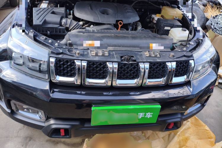 Used BAIC Off-Road BJ40 2020 2.0T Automatic Four-Wheel Drive Tribute Edition 2020 Xieke Version Engine Bay