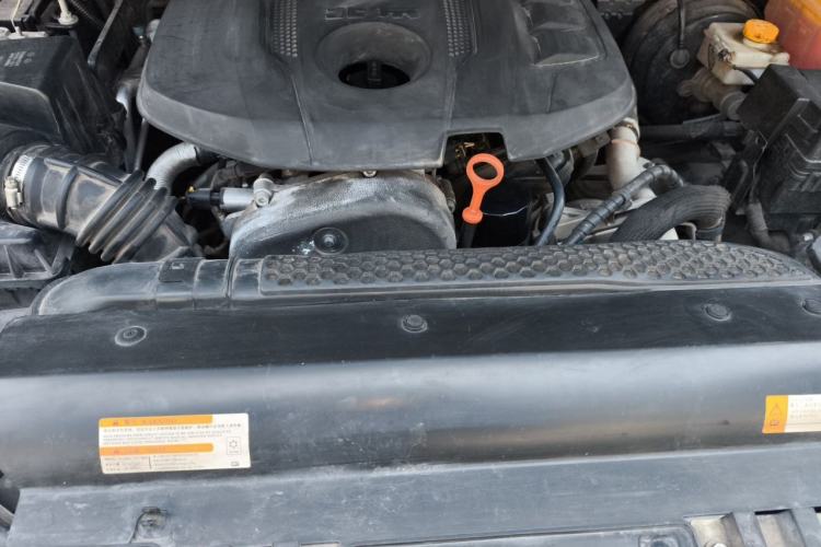 Used BAIC Off-Road BJ40 2020 2.0T Automatic Four-Wheel Drive Urban Hunter Edition Chivalrous Type Engine Bay