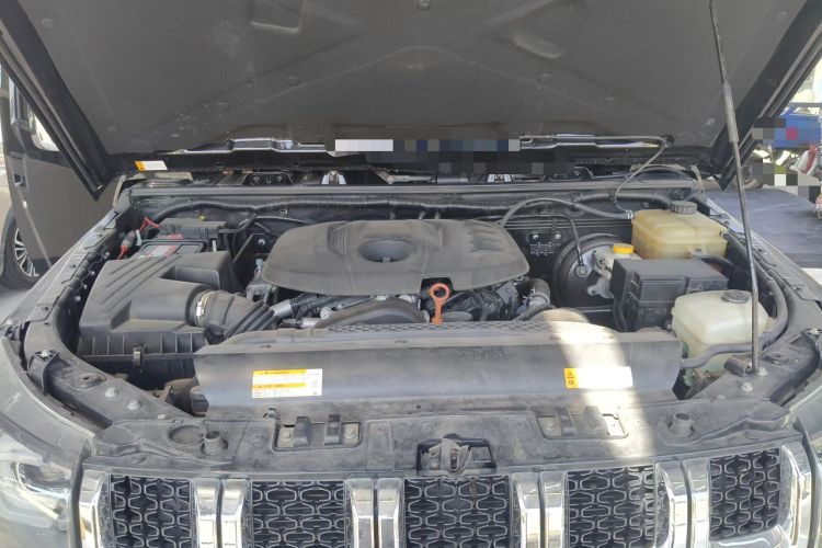 Used BAIC Off-Road BJ40 2020 2.0T Automatic Four-Wheel Drive Urban Hunter Edition Chivalrous Type Engine Bay
