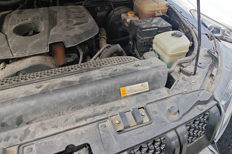 Used BAIC Off-Road BJ40 2020 2.0T Automatic Four-Wheel Drive Urban Hunter Edition Chivalrous Type Engine Bay Left