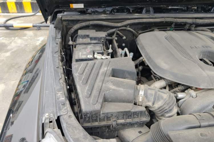 Used BAIC Off-Road BJ40 2020 2.0T Automatic Four-Wheel Drive Urban Hunter Edition Prestige Version Engine Bay Right