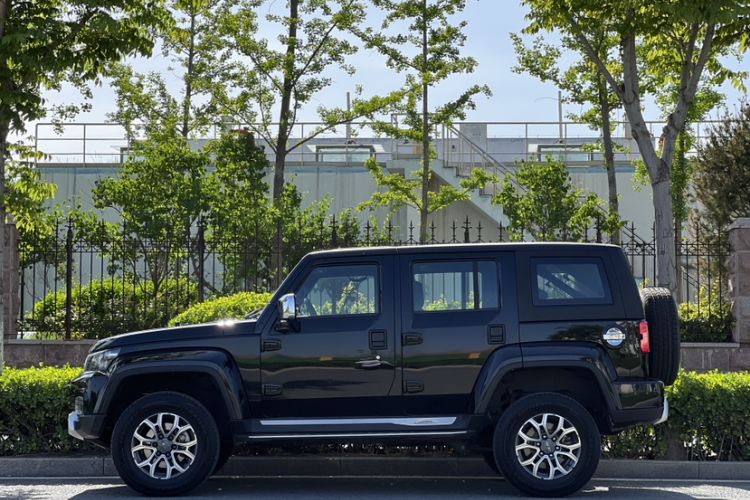 Used BAIC Off-Road BJ40 2020 2.0T Automatic Four-Wheel Drive Urban Hunter Edition Chivalrous Type Exterior 3