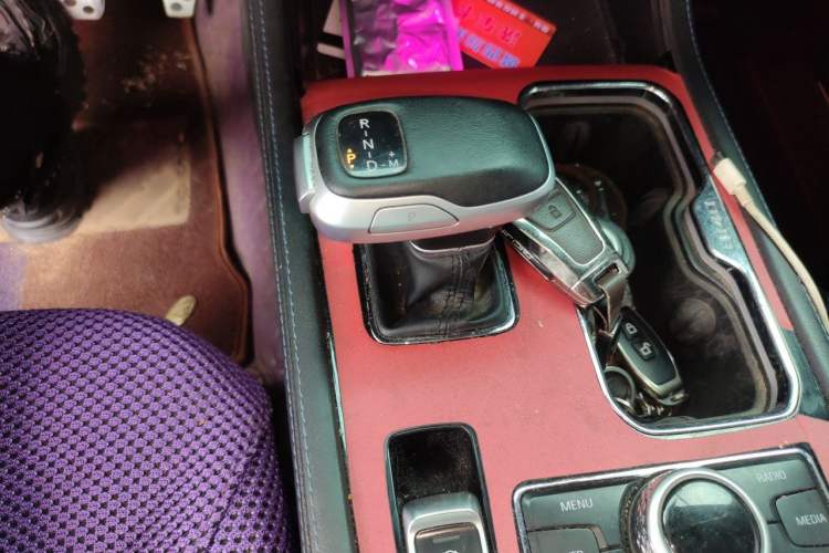 Used BAIC Off-Road BJ40 2020 2.0T Automatic Four-Wheel Drive Urban Hunter Edition Prestige Version Gear Lever