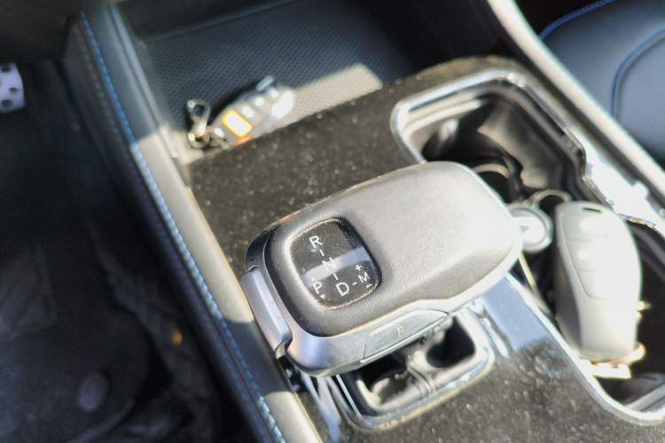 Used BAIC Off-Road BJ40 2020 2.0T Automatic Four-Wheel Drive Tribute Edition 2020 Xieke Version Gear Lever