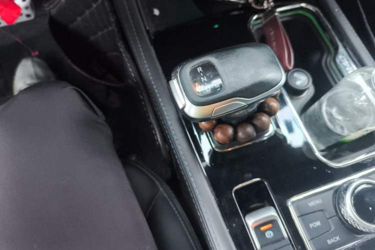 Used BAIC Off-Road BJ40 2020 2.0T Automatic Four-Wheel Drive Urban Hunter Edition Chivalrous Type Gear Lever