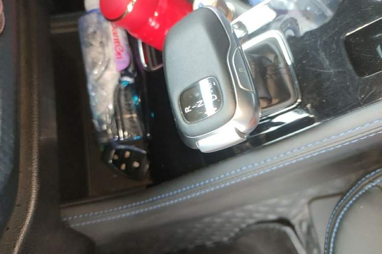 Used BAIC Off-Road BJ40 2020 2.0T Automatic Four-Wheel Drive Urban Hunter Edition Chivalrous Type Gear Lever