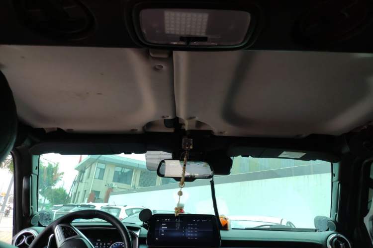 Used BAIC Off-Road BJ40 2020 2.0T Automatic Four-Wheel Drive Urban Hunter Edition Prestige Version Headliner