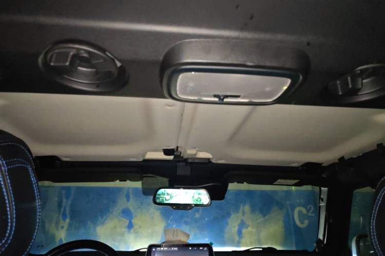 Used BAIC Off-Road BJ40 2020 2.0T Automatic Four-Wheel Drive Urban Hunter Edition Prestige Version Headliner