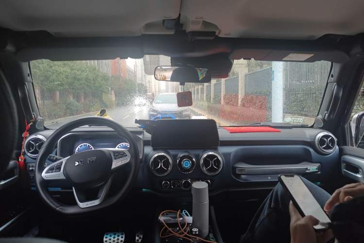 Used BAIC Off-Road BJ40 2020 2.0T Automatic Four-Wheel Drive Urban Hunter Edition Chivalrous Type Headliner